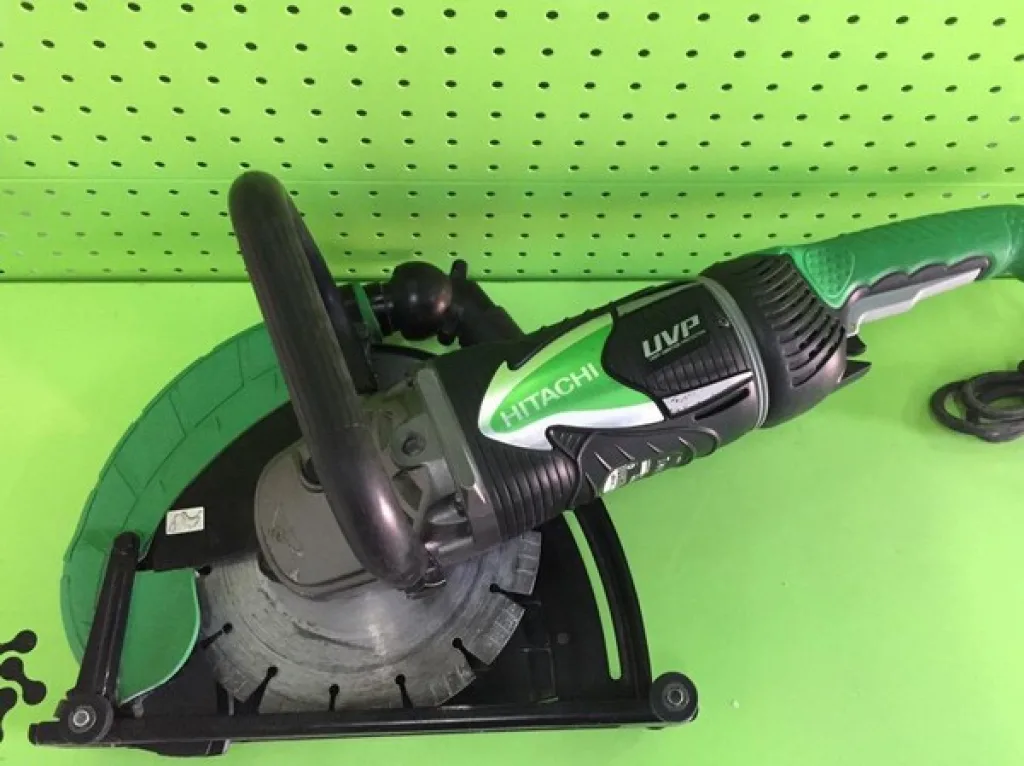 Hitachi CM9UBY