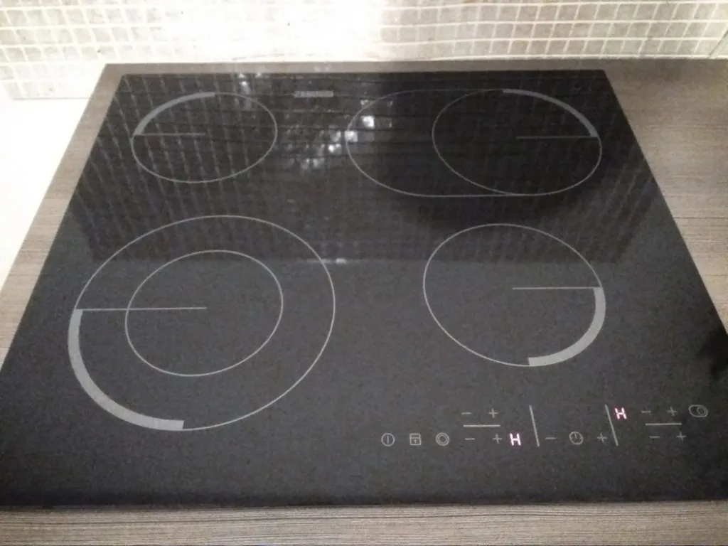 Zanussi ZEV 56646 FB