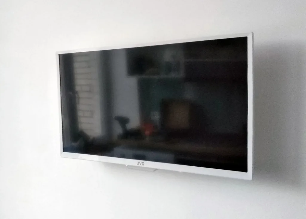 JVC LT-24M585W