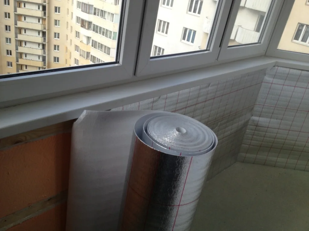 Какой толщины должно быть утепление балкона, чтобы на нем было тепло?