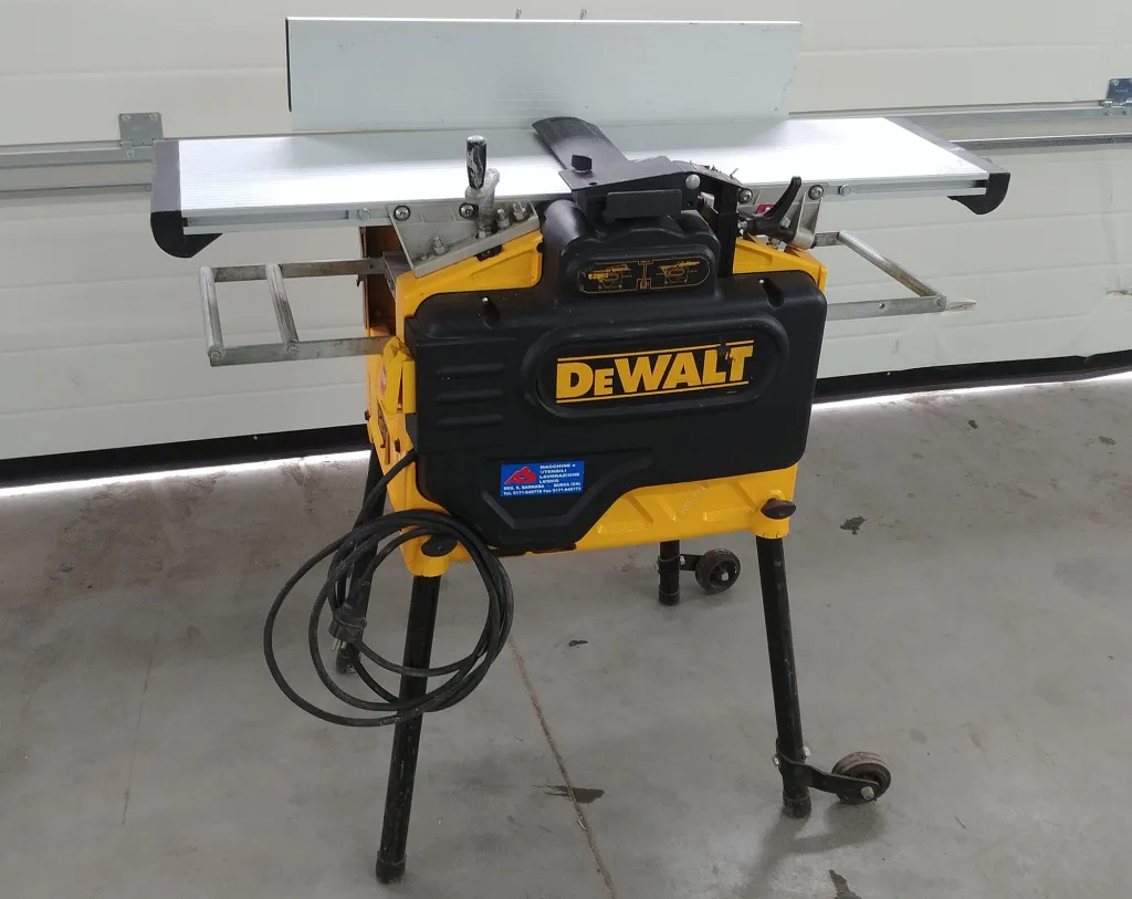 Dewalt D 27300