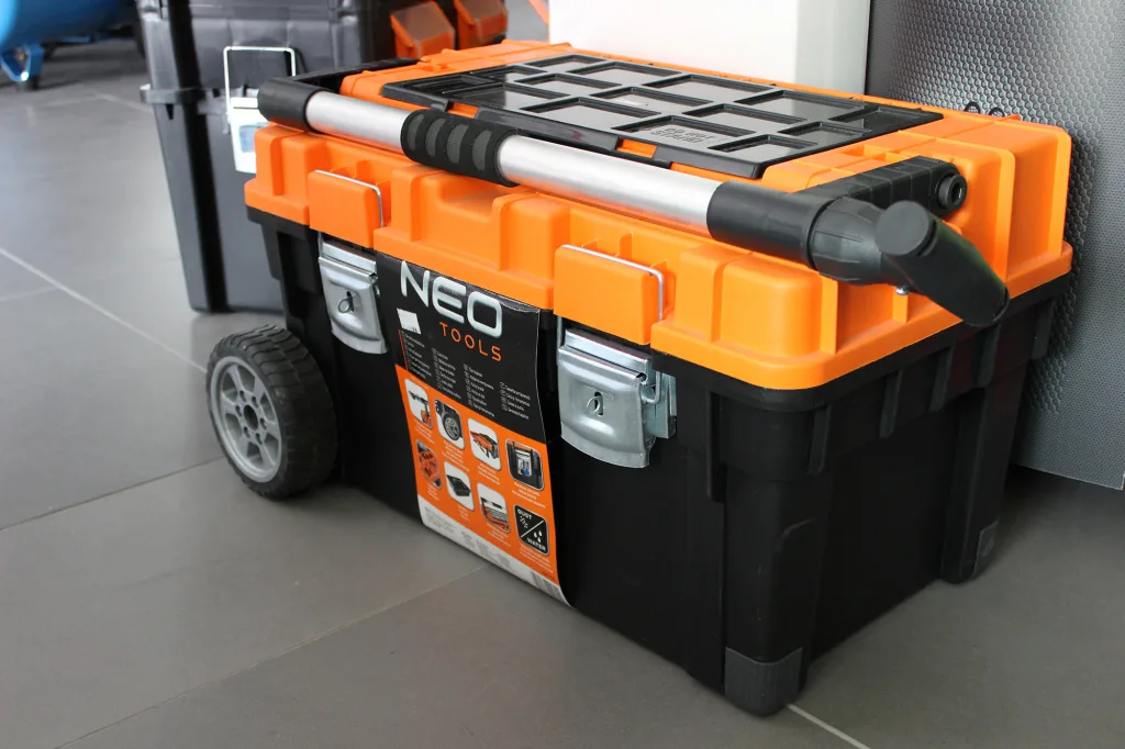 NEO 84-116