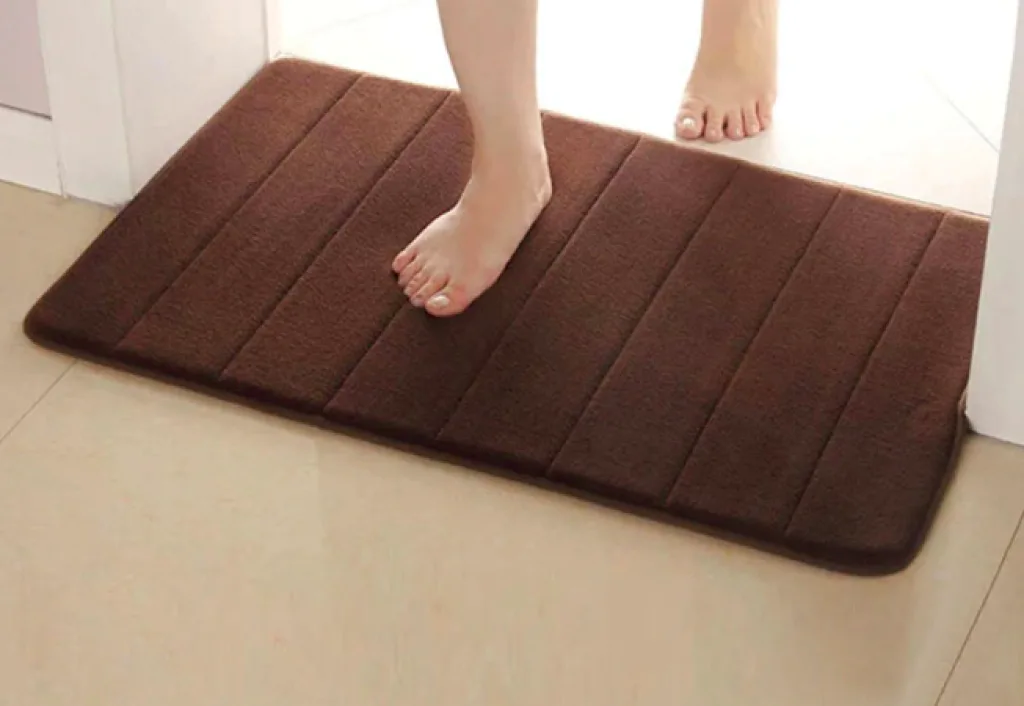 Коврик в ванную комнату с memory-foam