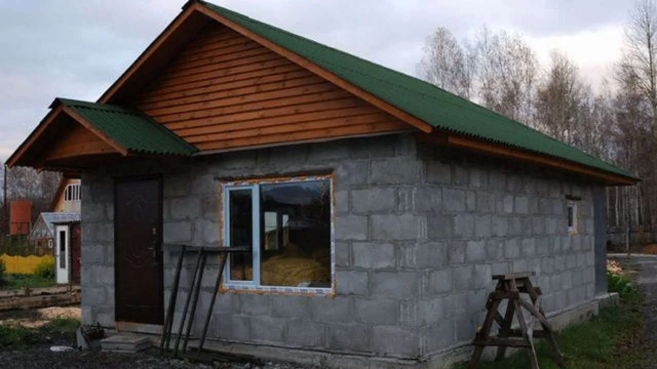 Баня из шлакоблоков своими руками: поэтапное строительство