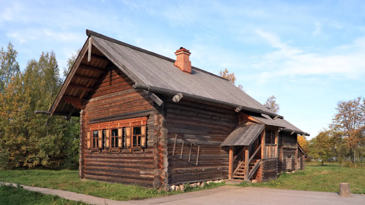 Старинный дом
