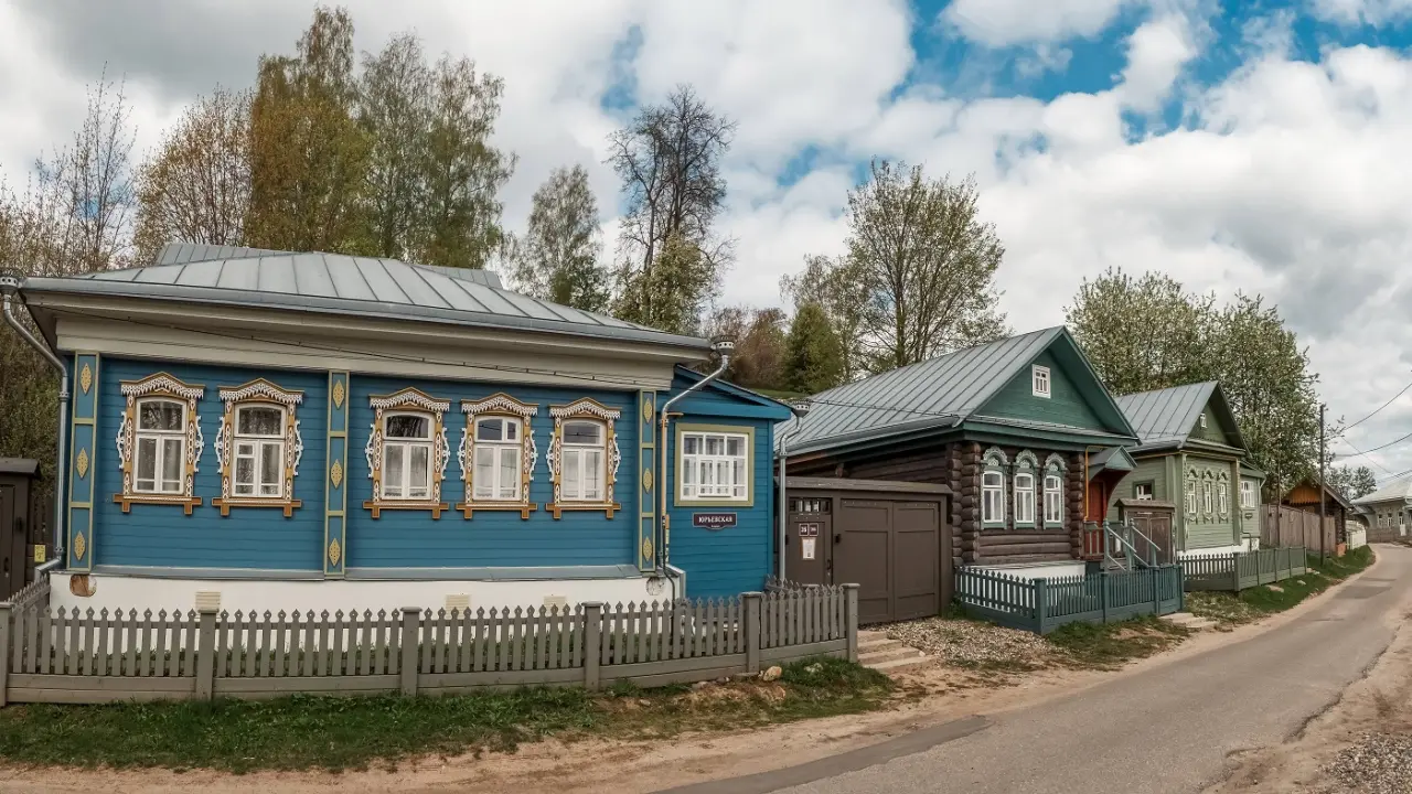 Старинный дом