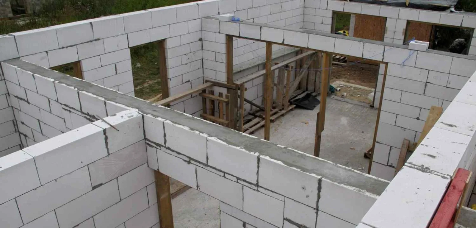 Строительство дома из газобетона