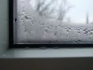 вода