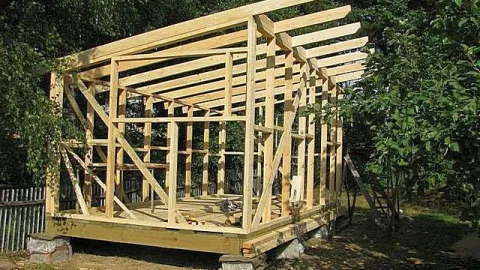 Стропильная система односкатной крыши: особенности и калькулятор