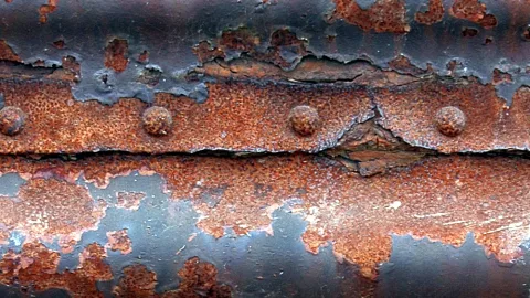 ТОП-8 средств защиты металла от коррозии: какой лучше выбрать и рейтинг лучших