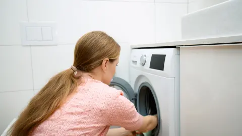 Иллюзия чистоты: почему не стоит стирать при 40 градусах