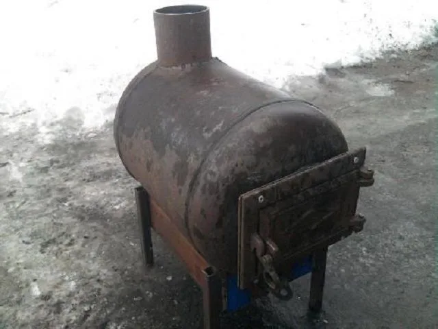 Буржуйка из газового баллона
