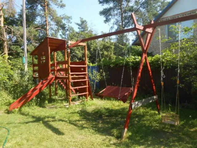Делаем детскую площадку