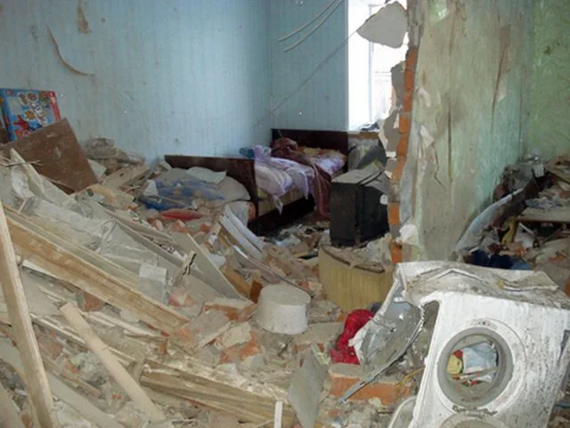 Трудно поверить, но это - последствия взрыва обычного электрического бойлера