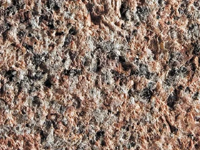 Декоративная штукатурка, «накованная» бучардой