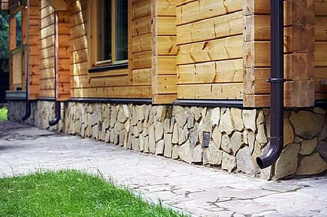 Выбор декоративной отделки для цокольной части дома на современном рынке стройматериалов – просто огромен!