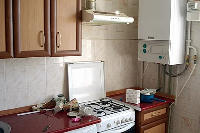Котел для автономного отопления квартиры в многоэтажном доме должен строго соответствовать определённым критериям, по большей части касающимся обеспечения безопасности эксплуатации