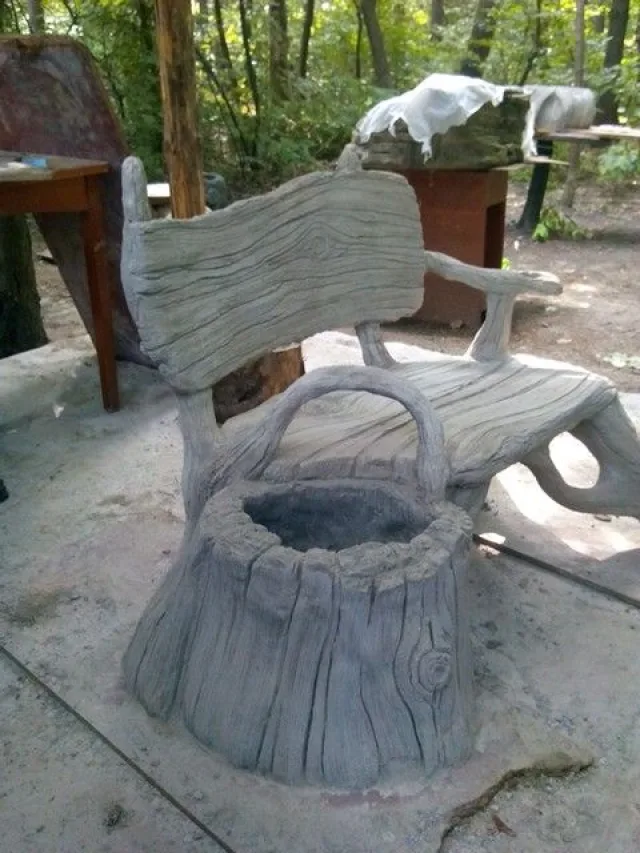 Скамейка из бетона