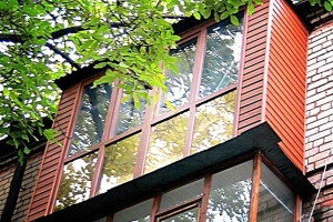 Как обшить балкон сайдингом снаружи: монтаж своими руками