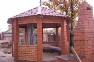 Строим капитальную беседку на участке – сколько потребуется кирпича и денег?