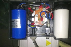 Калькулятор расчета емкости рабочего и пускового конденсаторов