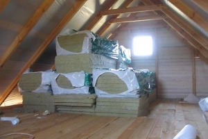 Какой утеплитель лучше всего подойдет для мансарды