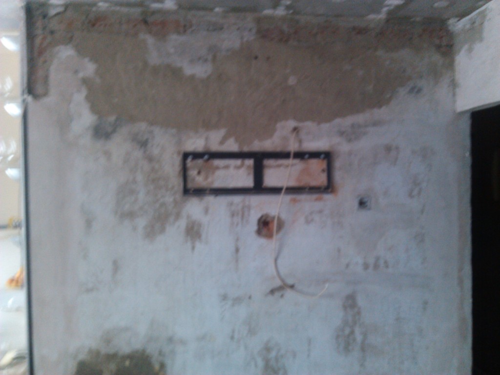 Крепление на стене