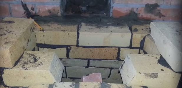 Как в построенном доме установить камин