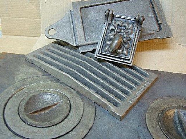 Чугунные детали можно приобрести в специальном магазине