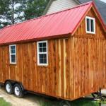 Заключительная наружная отделка дома производится сайдингом или деревянной вагонкой