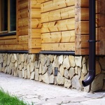 Чем отделать цоколь дома