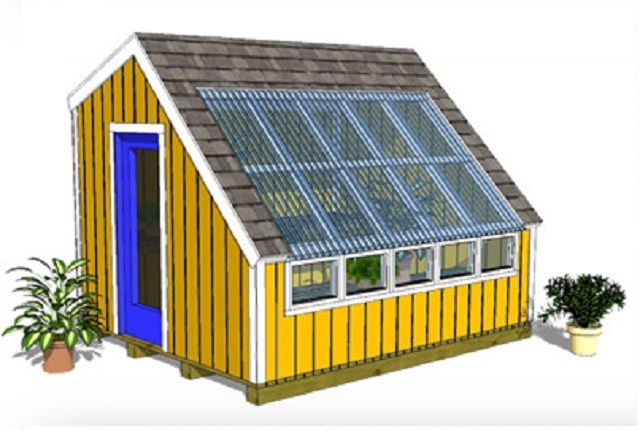 Из прозрачного кровельного материала можно соорудить своеобразное «мансардное окно»