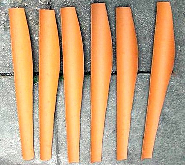 Если в качестве исходного материала решено использовать пластиковую трубу, то лучше взять оранжевую – она и прочнее, и долговечнее.