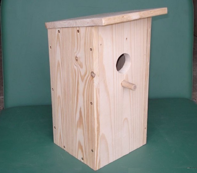  Несложная конструкция домика для птиц.