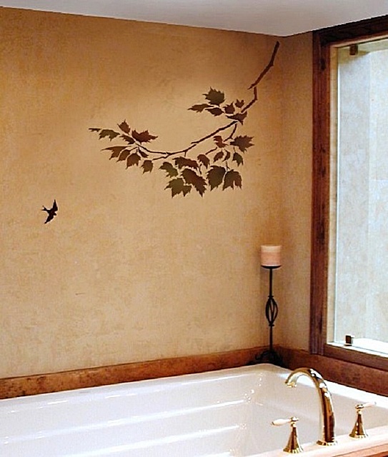 Рисунок на стене в ванной – согласитесь, тоже очень достойный вариант.