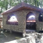 Каменная беседка