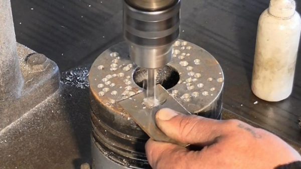 Руководство по созданию и точной заточке инструмента из металлического стержня