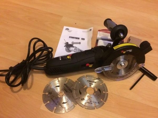 Startwin 125 (эта компания - одна из первых, кто начал производить такие инструменты)