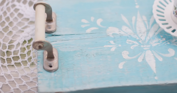 Прикрутите старые ручки