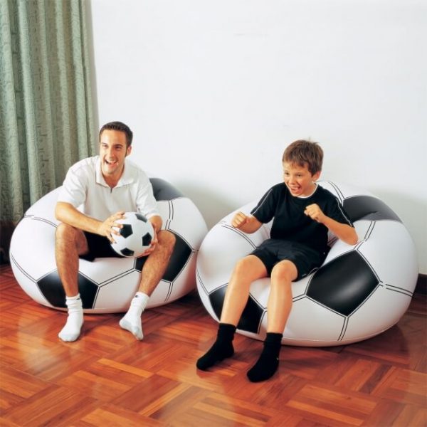 Кресло-мешок в форме футбольного мяча для фанатов футбола