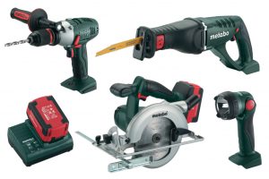 Полупрофессиональный