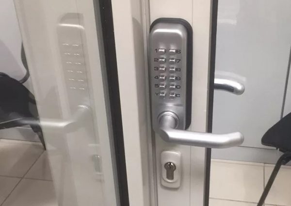 Механический кодовый замок