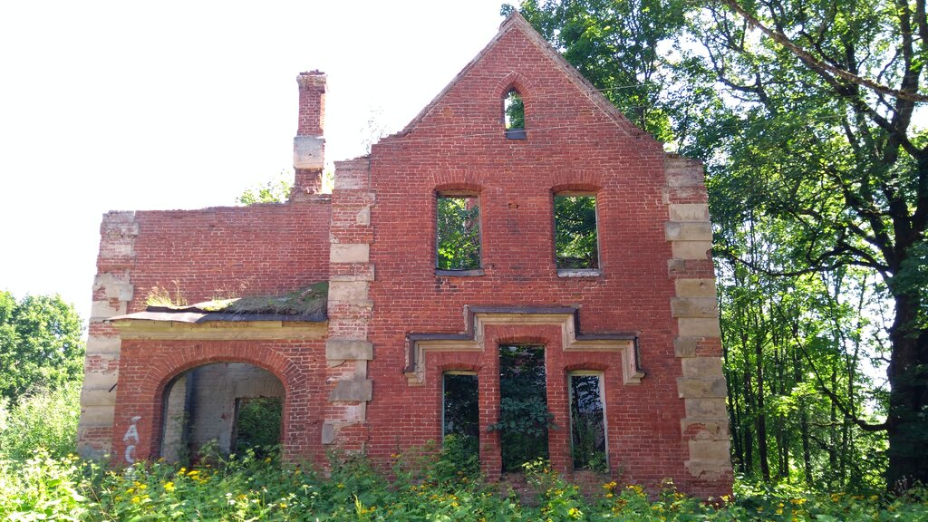 Как выглядят заброшенные усадьбы в России: краткий экскурс в архитектуру XVIII-XIX вв.