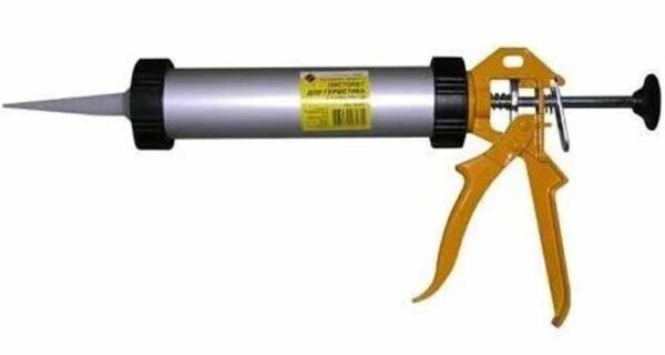 Механический скелетный пистолет закрытого типа